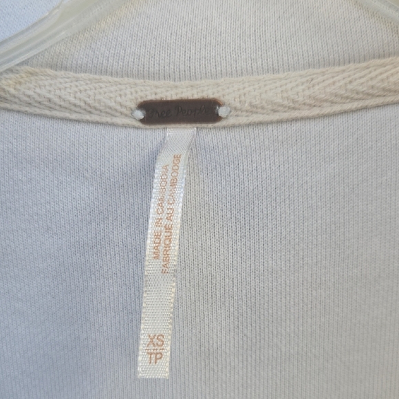 Free People  Sweatshirt - Picture 2 of 8